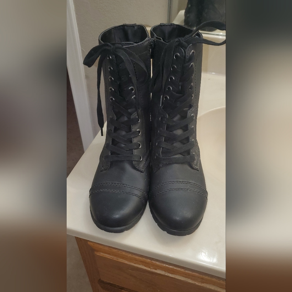 Womens boots